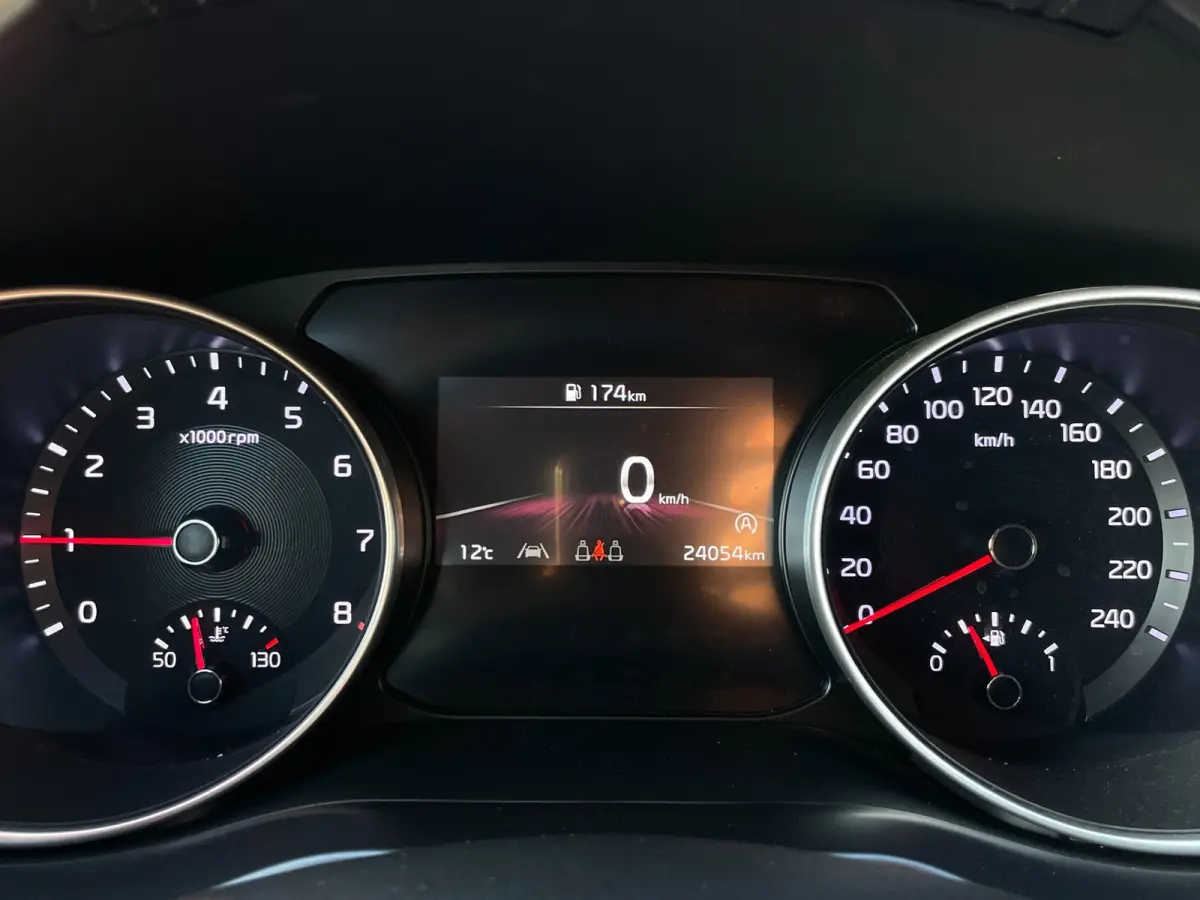 1.0 T-GDi DynamicLine|APPLE CARPLAY, ANDROID AUTO|STOEL-,STUURVERW|CAMERA|CRUISE,CLIMATE|1E EIG.|INCL.BTW|