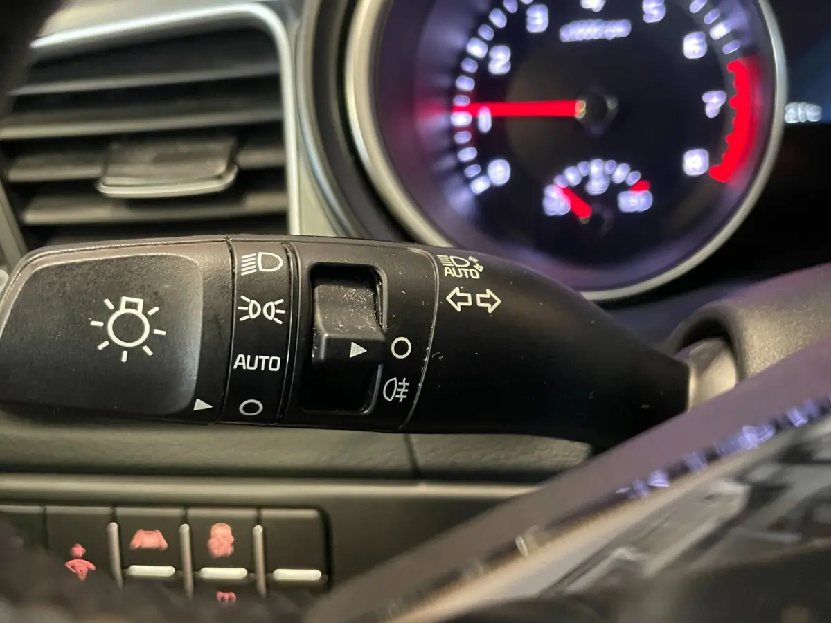 1.0 T-GDi DynamicLine|APPLE CARPLAY, ANDROID AUTO|STOEL-,STUURVERW|CAMERA|CRUISE,CLIMATE|1E EIG.|INCL.BTW|
