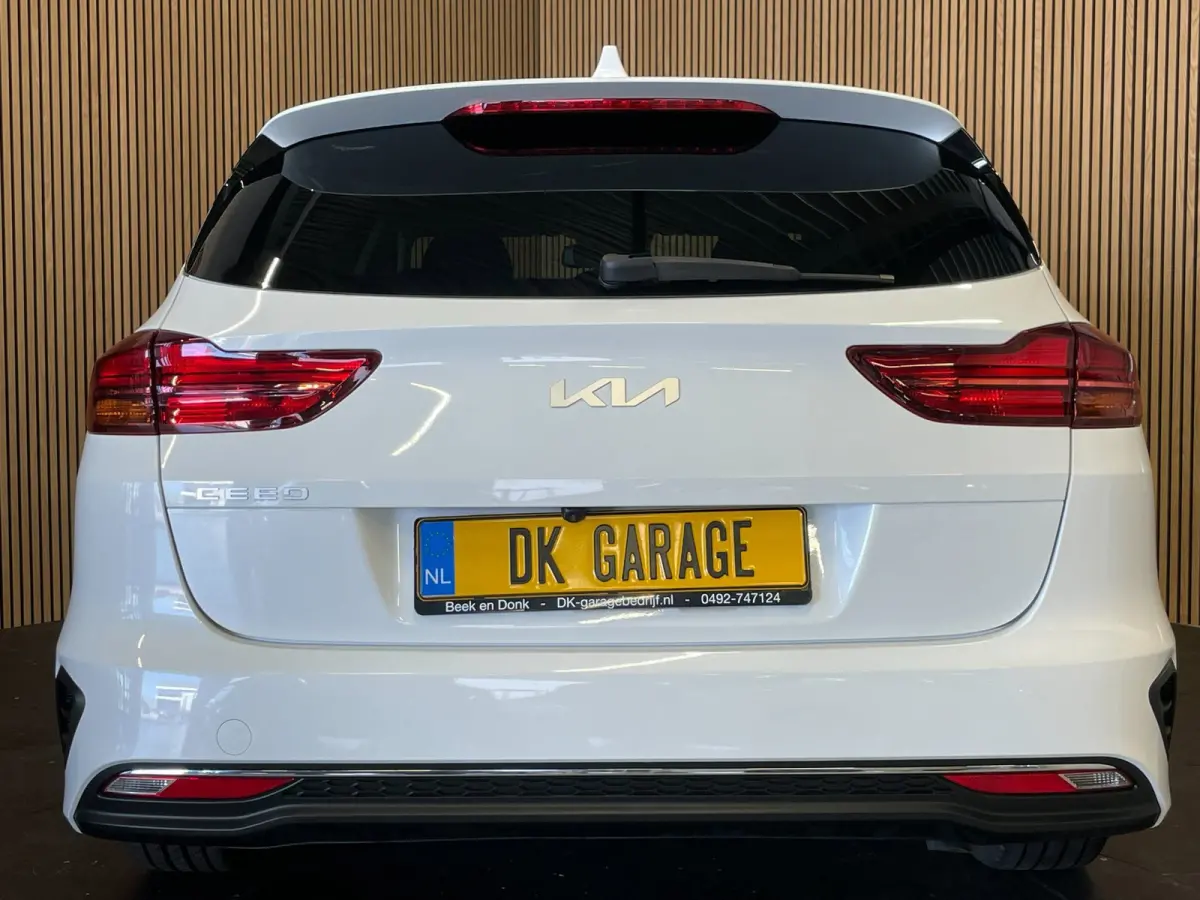 1.0 T-GDi DynamicLine|APPLE CARPLAY, ANDROID AUTO|STOEL-,STUURVERW|CAMERA|CRUISE,CLIMATE|1E EIG.|INCL.BTW|
