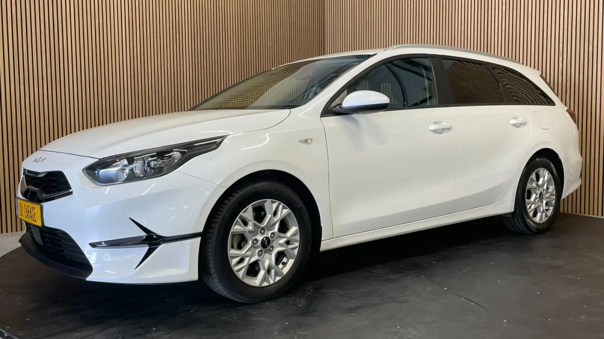 1.0 T-GDi DynamicLine|APPLE CARPLAY, ANDROID AUTO|STOEL-,STUURVERW|CAMERA|CRUISE,CLIMATE|1E EIG.|INCL.BTW|
