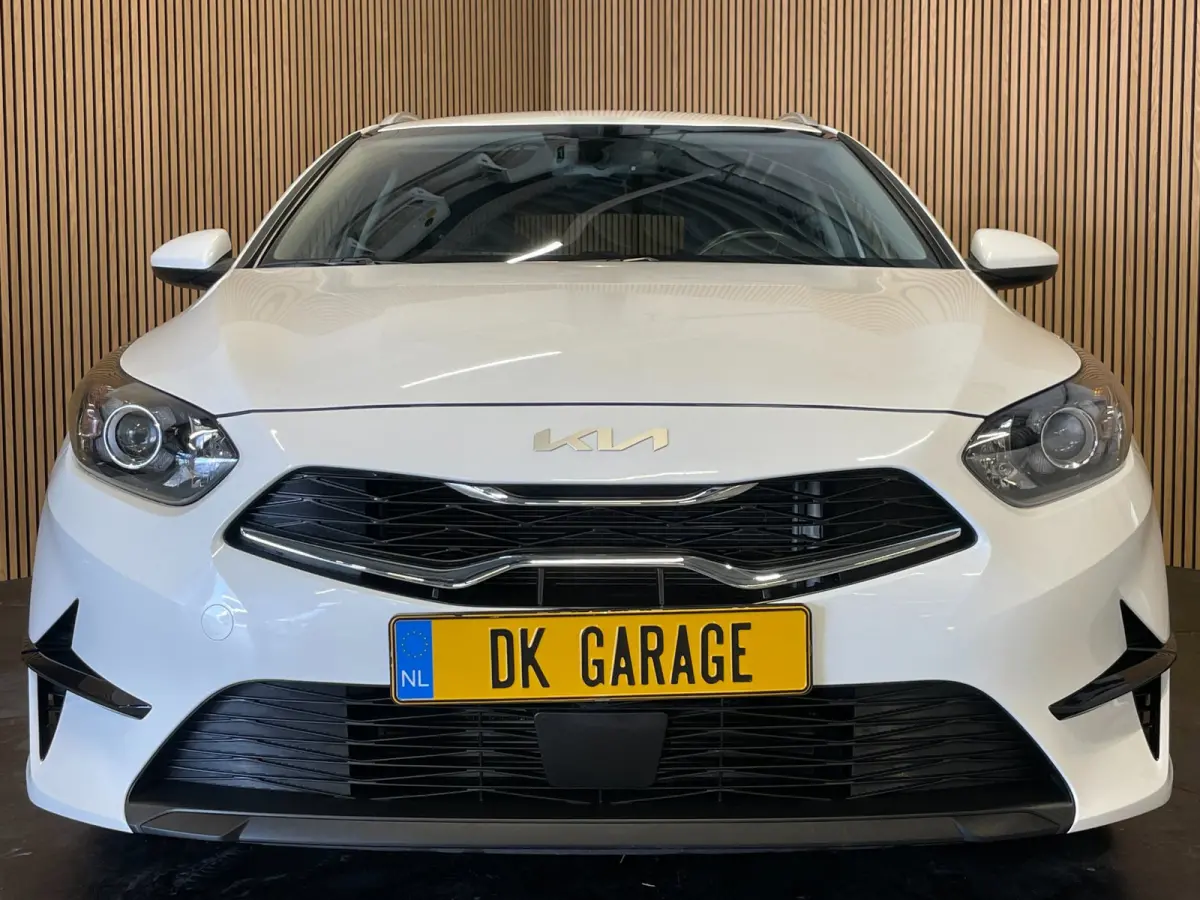 1.0 T-GDi DynamicLine|APPLE CARPLAY, ANDROID AUTO|STOEL-,STUURVERW|CAMERA|CRUISE,CLIMATE|1E EIG.|INCL.BTW|
