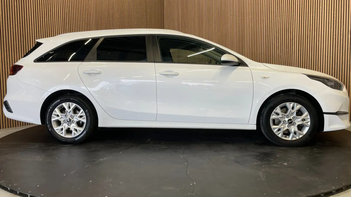 1.0 T-GDi DynamicLine|APPLE CARPLAY, ANDROID AUTO|STOEL-,STUURVERW|CAMERA|CRUISE,CLIMATE|1E EIG.|INCL.BTW|