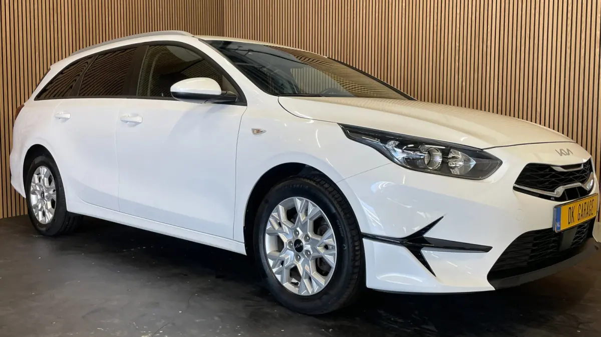 1.0 T-GDi DynamicLine|APPLE CARPLAY, ANDROID AUTO|STOEL-,STUURVERW|CAMERA|CRUISE,CLIMATE|1E EIG.|INCL.BTW|