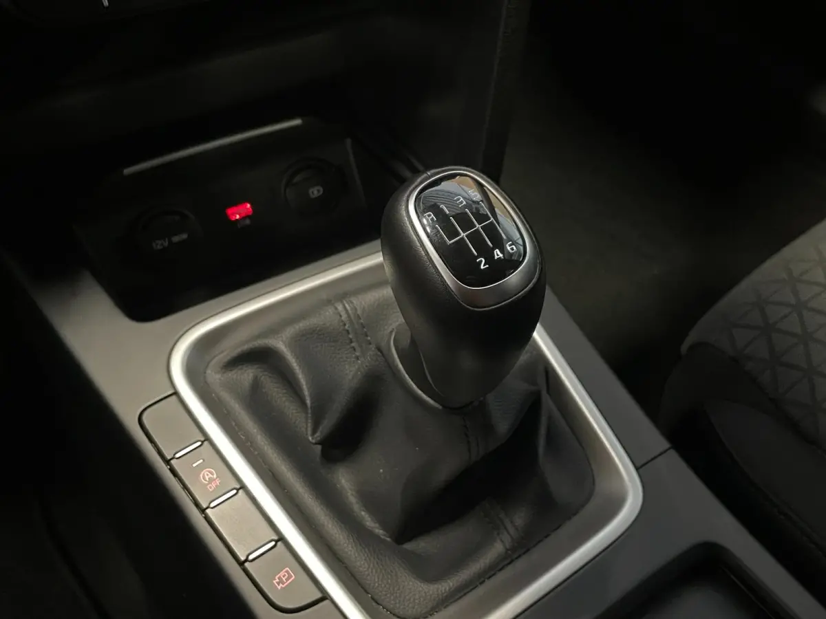 1.0 T-GDi DynamicLine|APPLE CARPLAY, ANDROID AUTO|STOEL-,STUURVERW|CAMERA|CRUISE,CLIMATE|1E EIG.|INCL.BTW|