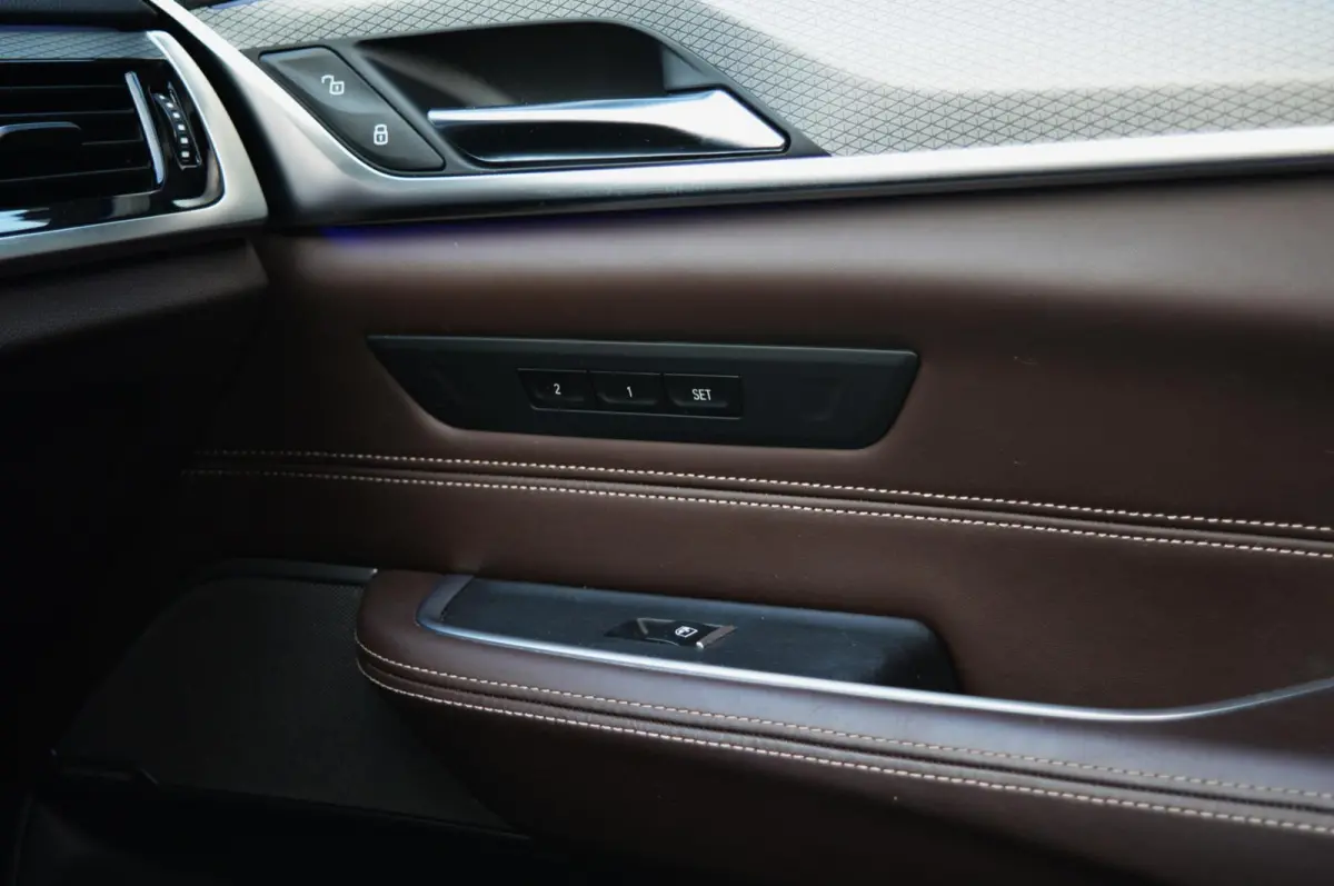 Gran Turismo 640i xDrive High Executive