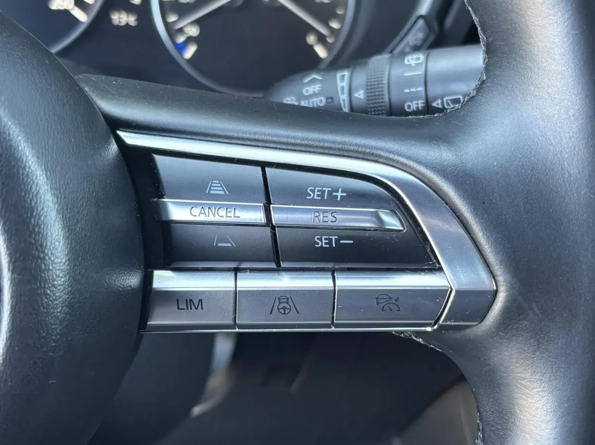 2.0 e-SkyActiv-G M Hybrid 122 Luxury | AppleCarPlay/ AndroidAuto | Stuurwielverwarming | Stoelverwarming | Lederen bekleding!!