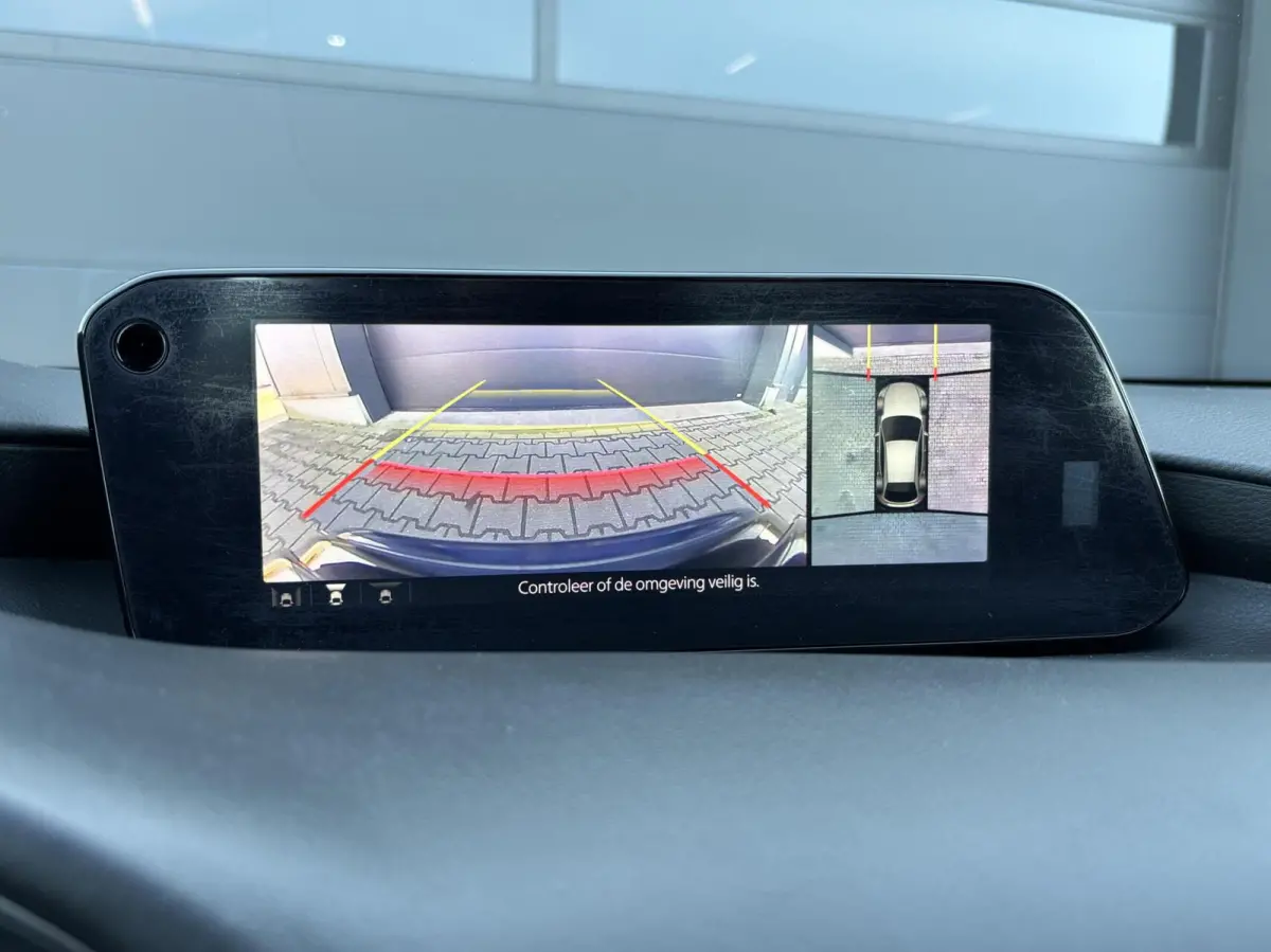 2.0 e-SkyActiv-G M Hybrid 122 Luxury | AppleCarPlay/ AndroidAuto | Stuurwielverwarming | Stoelverwarming | Lederen bekleding!!