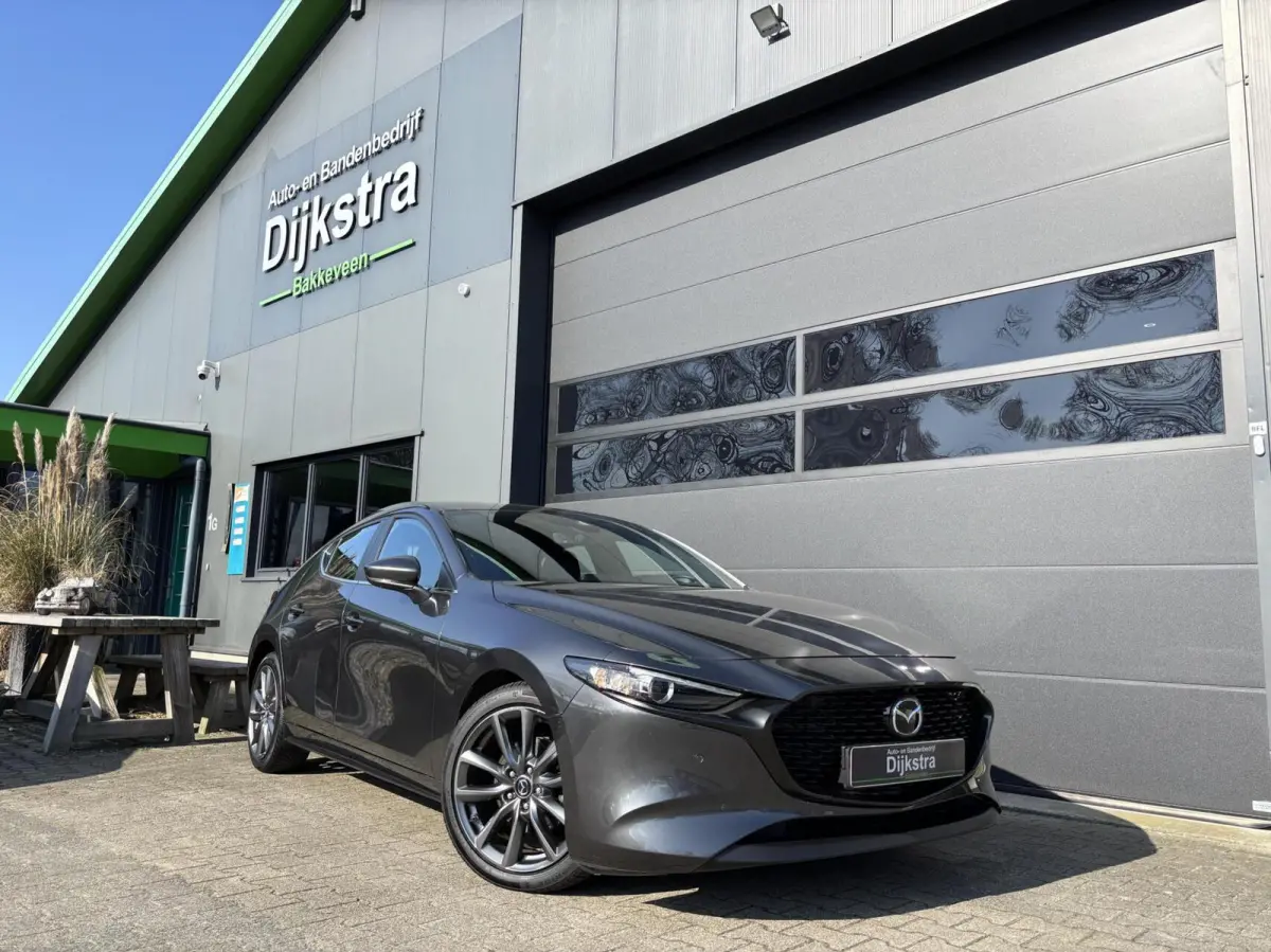 2.0 e-SkyActiv-G M Hybrid 122 Luxury | AppleCarPlay/ AndroidAuto | Stuurwielverwarming | Stoelverwarming | Lederen bekleding!!