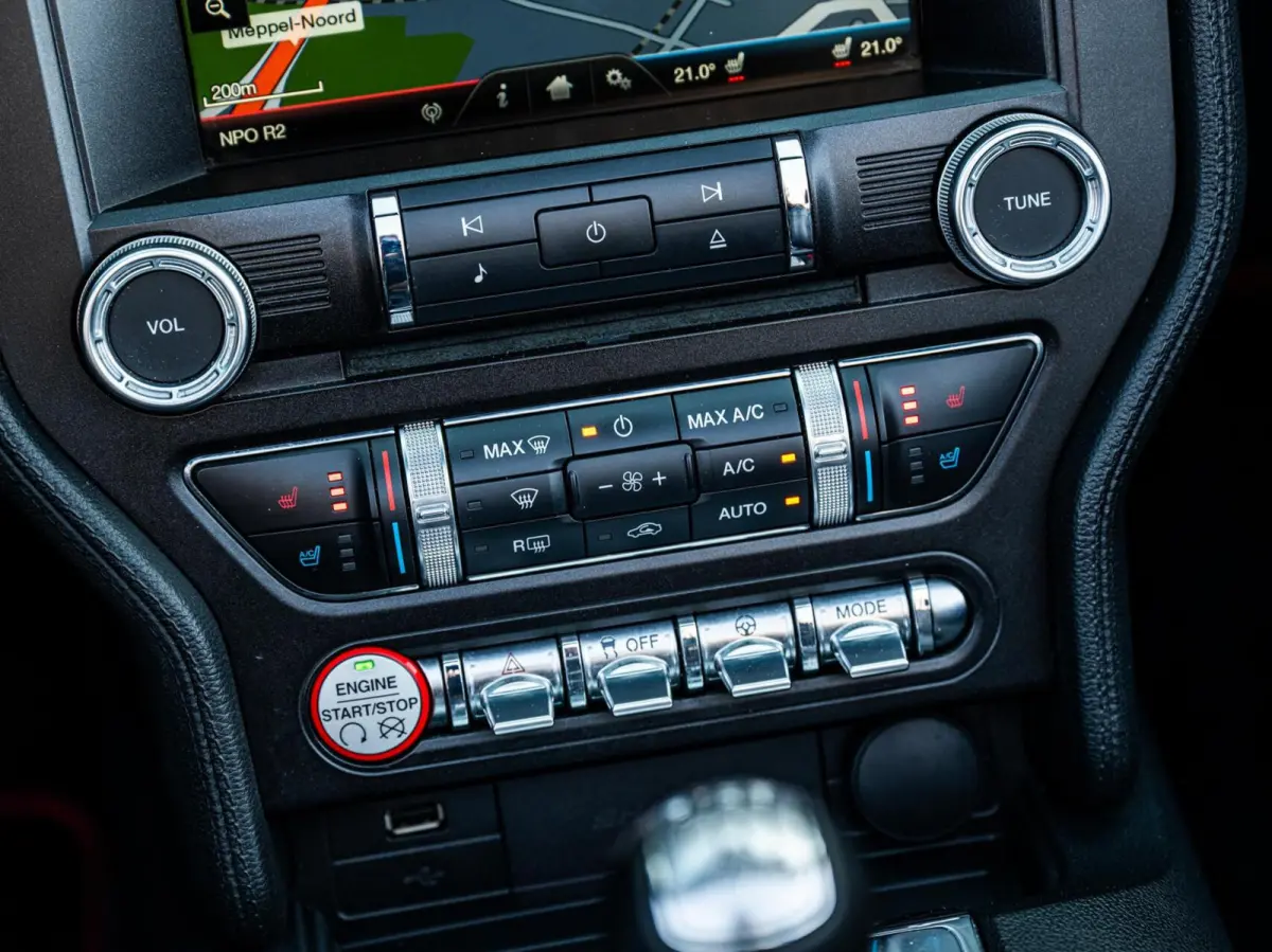 2.3 317PK Handgeschakeld Leder Stoelkoeling Cruise Navi Camera Europese auto