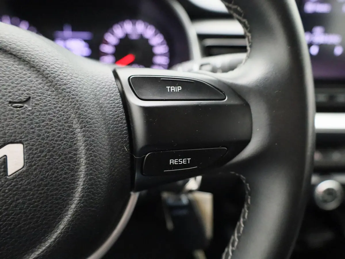 1.0 T-GDi MHEV ComfortLine | APPLE CARPLAY - ANDROID AUTO | AIRCO | DAB | ELEKTRISCHE RAMEN |