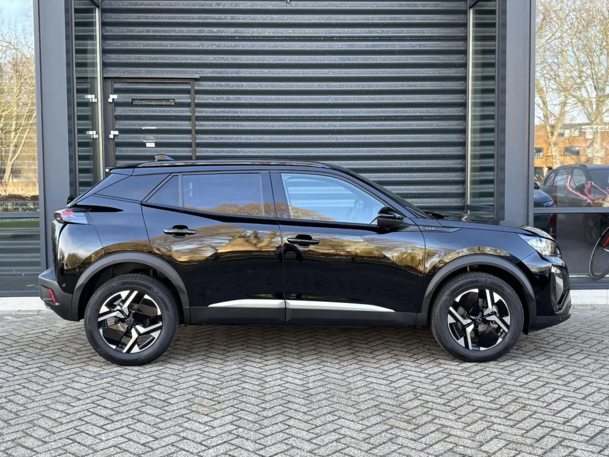1.2 Hybrid 145 GT / Alcantara / Full-Option / ACTIE / 6+2JR Garantie