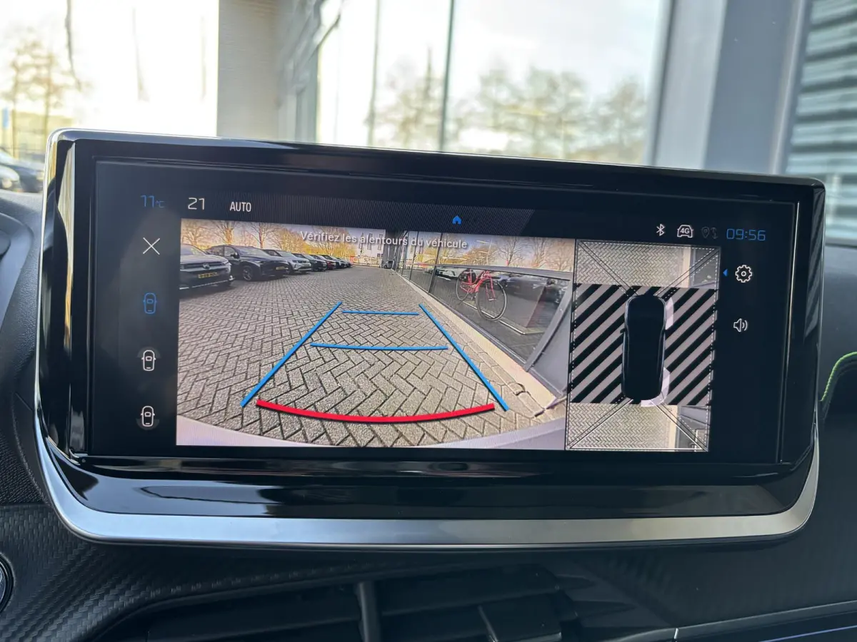 1.2 Hybrid 145 GT / Alcantara / Full-Option / ACTIE / 6+2JR Garantie