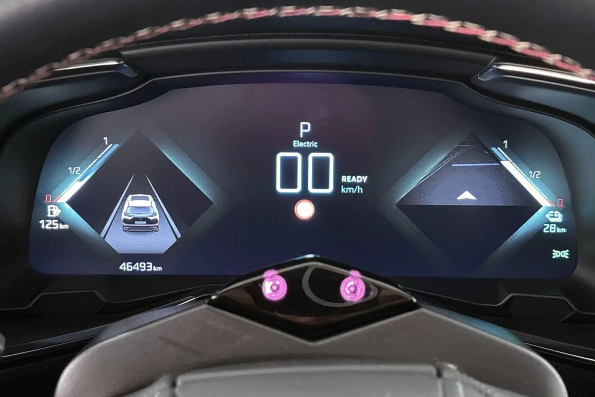 E-Tense 4x4 Performance Line 300PK Panoramadak FOCAL Stoelverwarming
