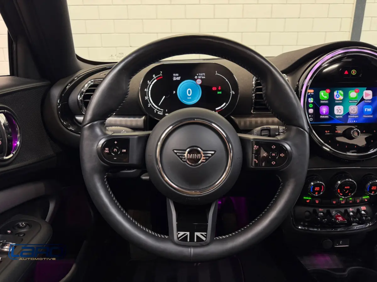 Mini 1.5 Cooper MINI Yours 136 pk | Pano Leer Camera CarPlay Sfeer Keyless
