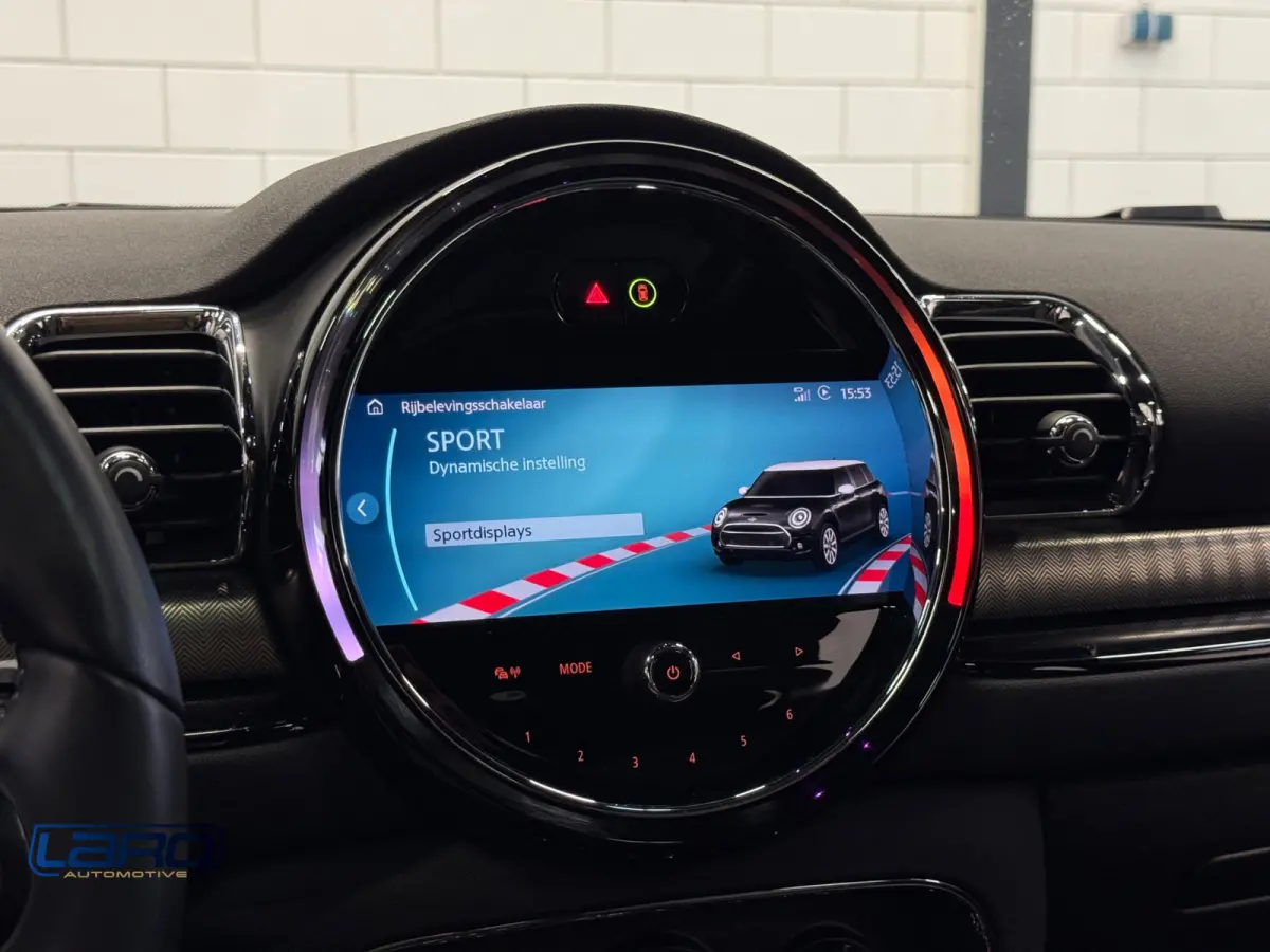 Mini 1.5 Cooper MINI Yours 136 pk | Pano Leer Camera CarPlay Sfeer Keyless