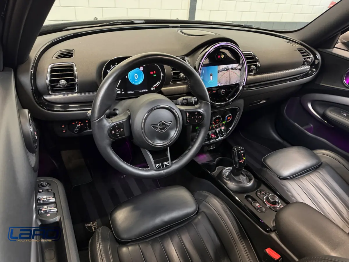 Mini 1.5 Cooper MINI Yours 136 pk | Pano Leer Camera CarPlay Sfeer Keyless