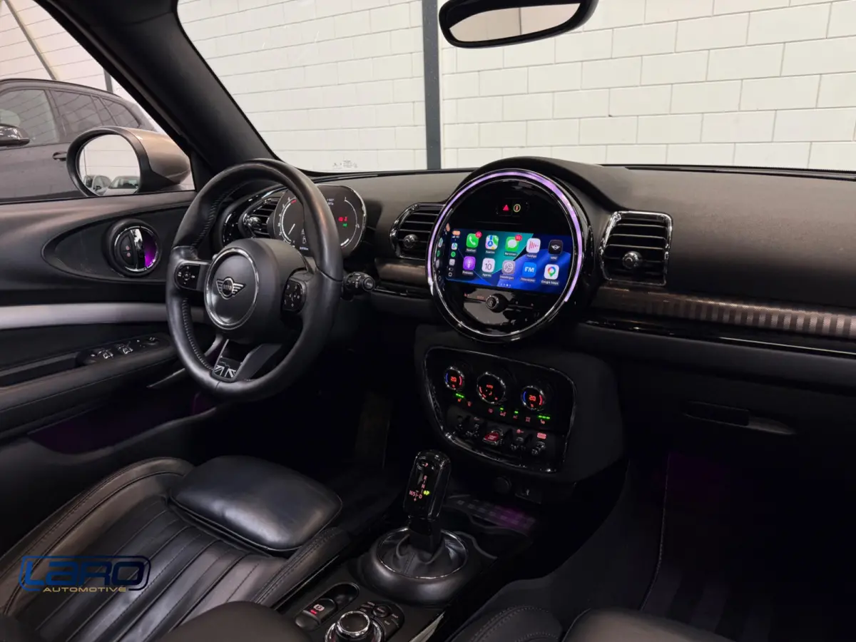 Mini 1.5 Cooper MINI Yours 136 pk | Pano Leer Camera CarPlay Sfeer Keyless