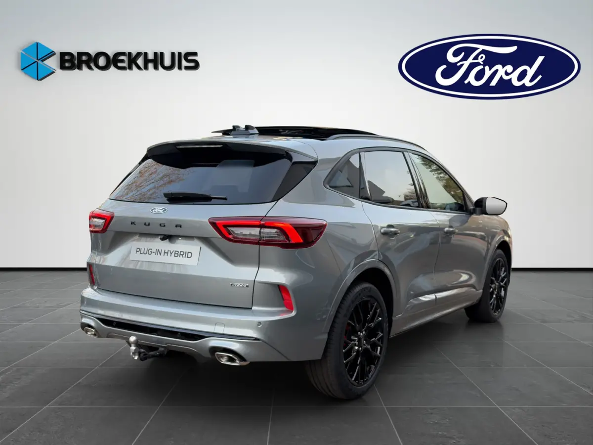 Plug-In Hybrid ST-Line X 243pk | Black-, Winter Pack | Pano | Elek. Trekhaak | Matrix LED |