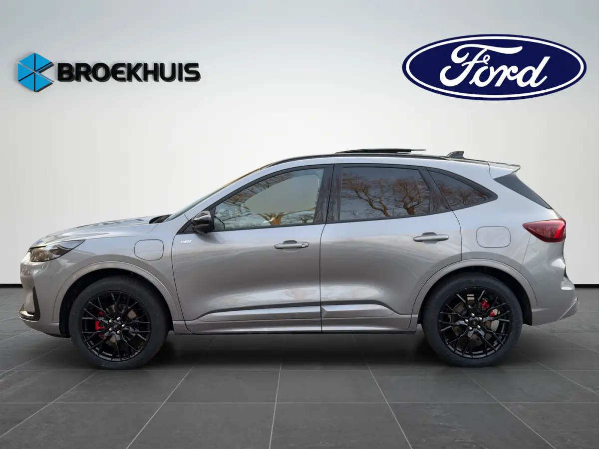Plug-In Hybrid ST-Line X 243pk | Black-, Winter Pack | Pano | Elek. Trekhaak | Matrix LED |