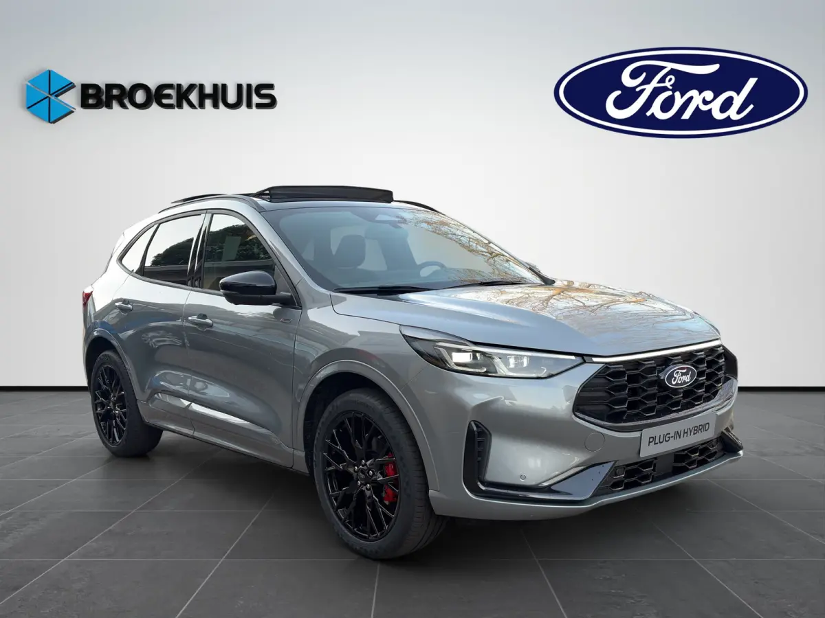 Plug-In Hybrid ST-Line X 243pk | Black-, Winter Pack | Pano | Elek. Trekhaak | Matrix LED |