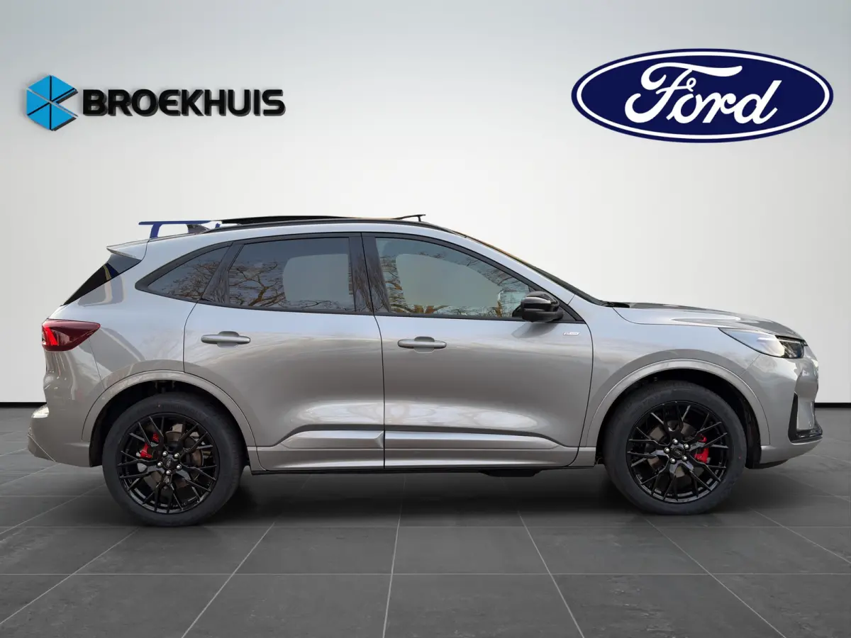Plug-In Hybrid ST-Line X 243pk | Black-, Winter Pack | Pano | Elek. Trekhaak | Matrix LED |