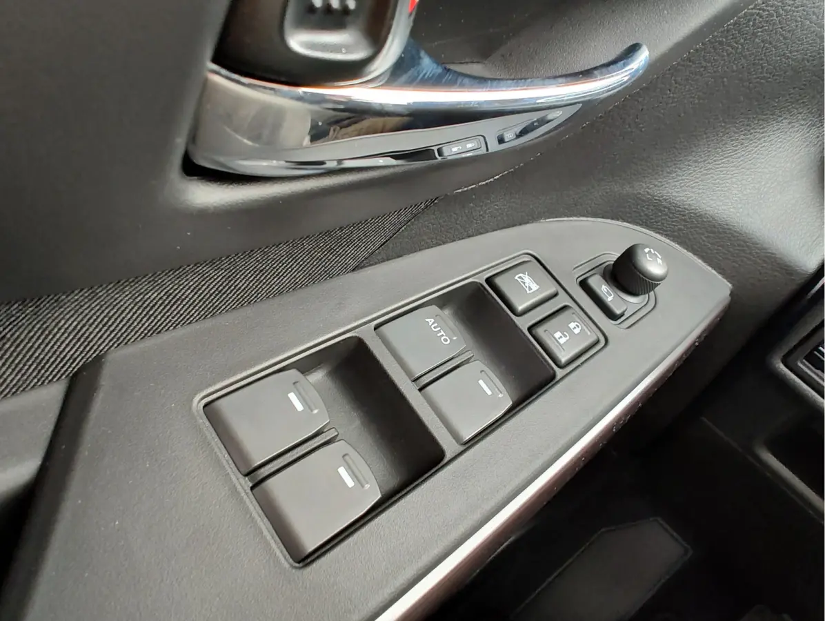 1.4 BOOSTERJET SELECT SMART HYBRID Direct Leverbaar | Tot 10 JAAR GARANTIE! | Inclusief € 1.600,- Voorraad Voordeel