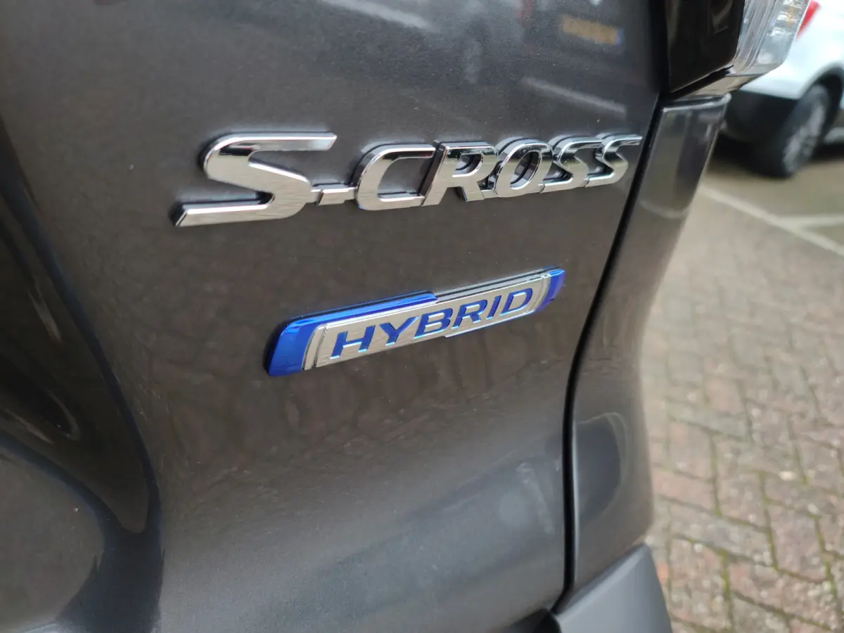 1.4 BOOSTERJET SELECT SMART HYBRID Direct Leverbaar | Tot 10 JAAR GARANTIE! | Inclusief € 1.600,- Voorraad Voordeel