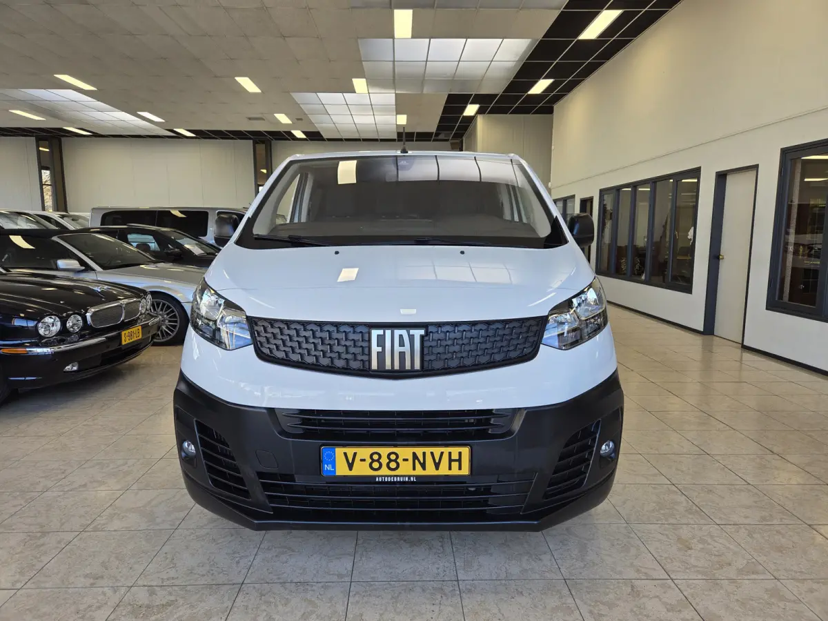 /Fiat Scudo MultiJet DC 6-Persoons Navi A.camera L3