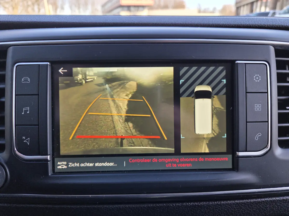 /Fiat Scudo MultiJet DC 6-Persoons Navi A.camera L3