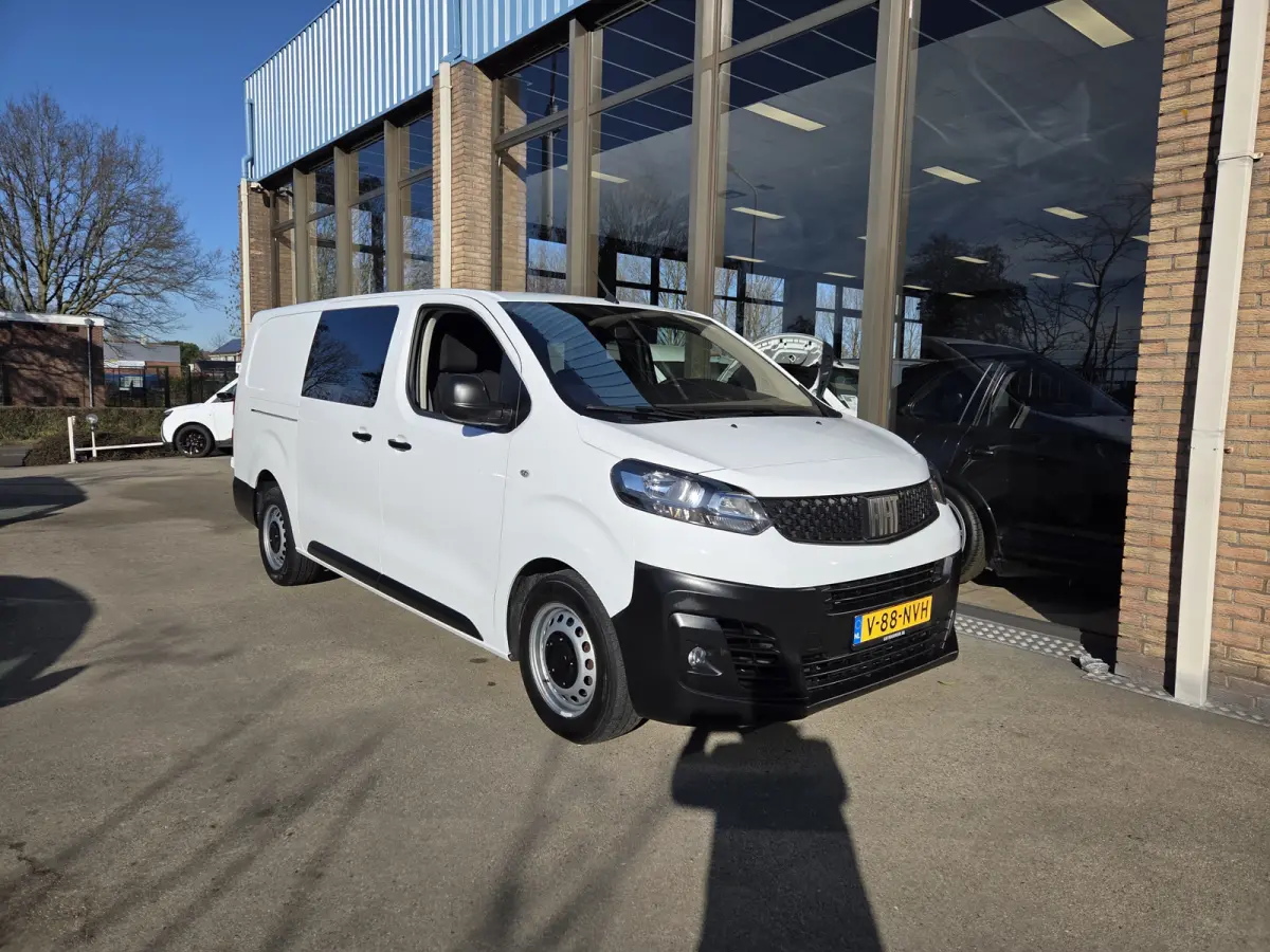 /Fiat Scudo MultiJet DC 6-Persoons Navi A.camera L3