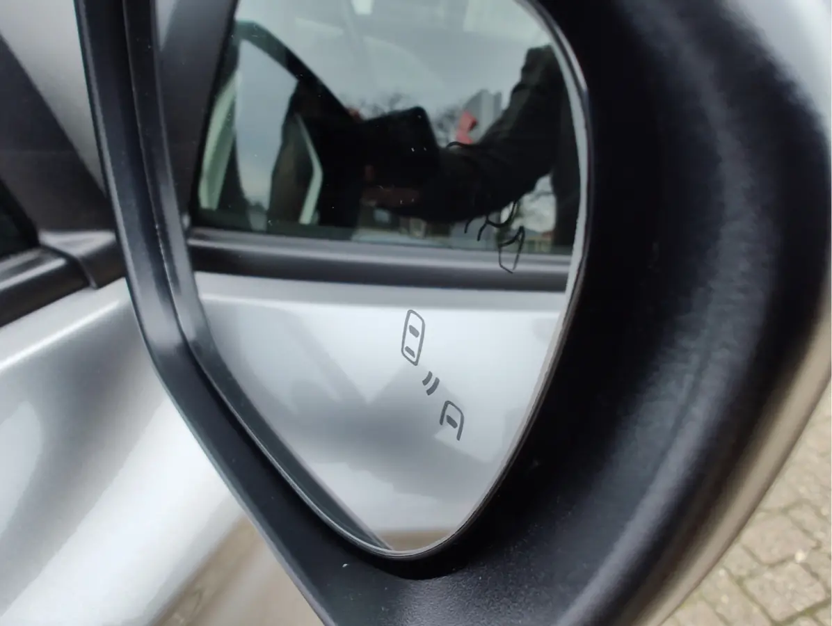 1.2 COMFORT SMART HYBRID Direct Leverbaar | Tot 10 JAAR GARANTIE! | Inclusief € 2.300,- Voorraad Voordeel