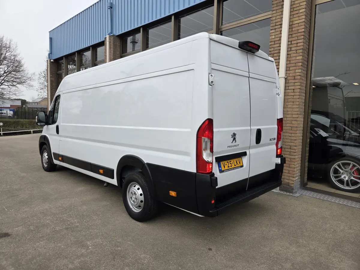 /Peugeot Boxer HDI 140Pk L4H2 Airco Navi PDC Cruise control Achteruitrijcamera