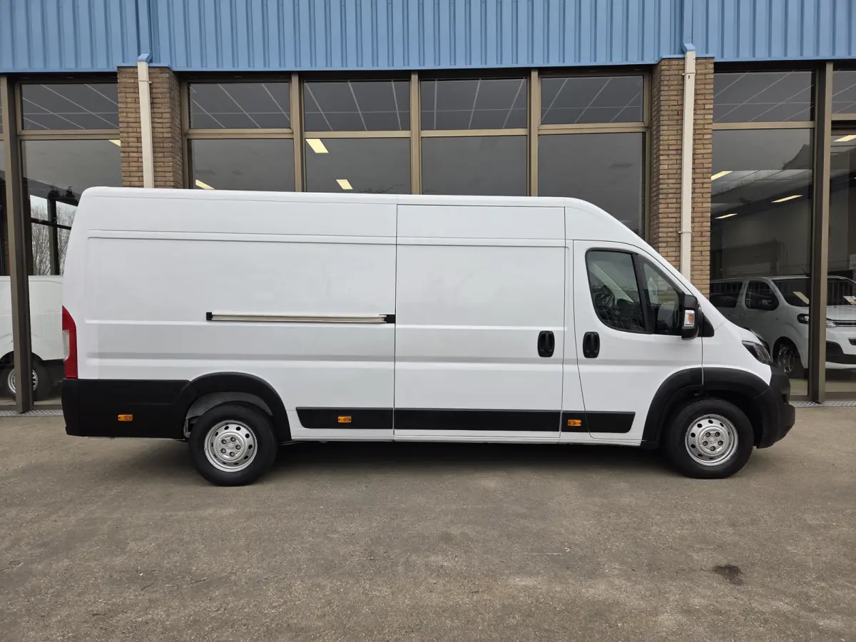 /Peugeot Boxer HDI 140Pk L4H2 Airco Navi PDC Cruise control Achteruitrijcamera