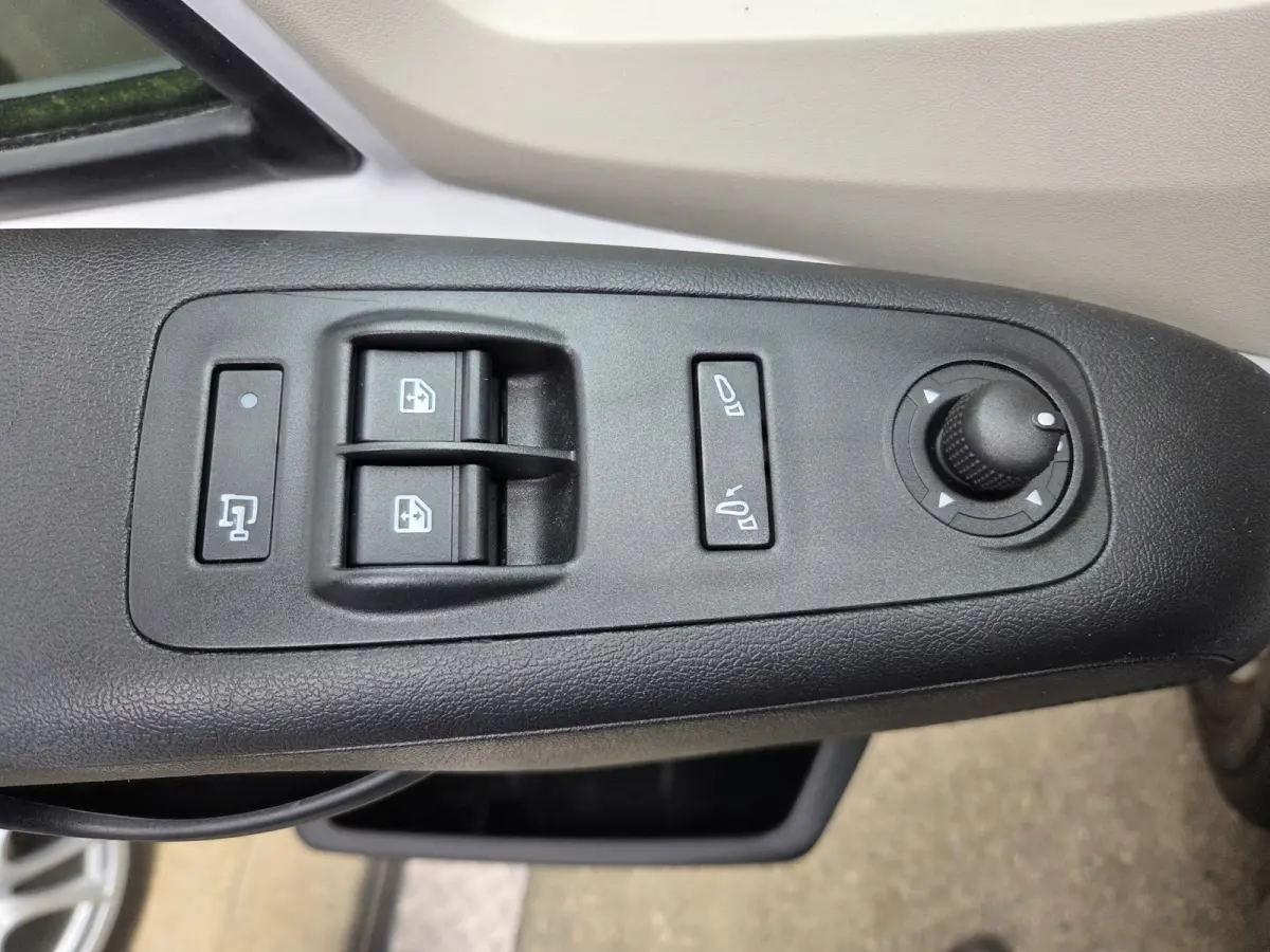 /Peugeot Boxer HDI 140Pk L4H2 Airco Navi PDC Cruise control Achteruitrijcamera