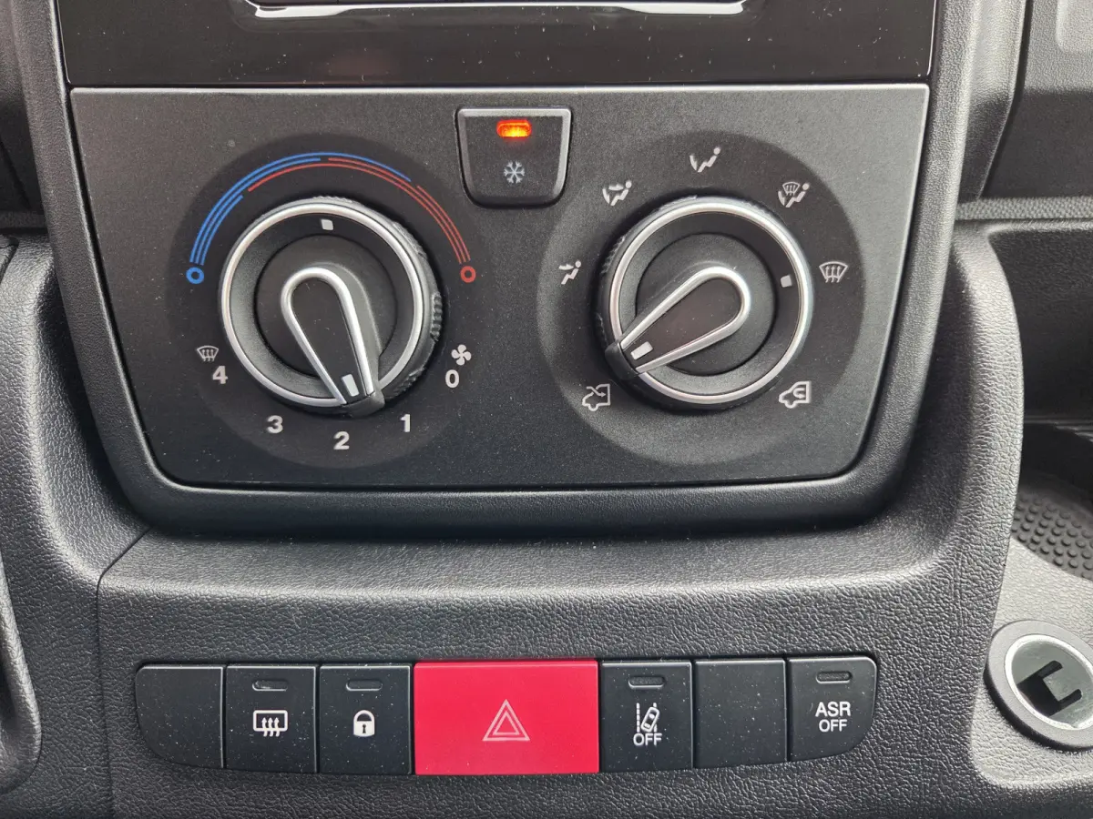 /Peugeot Boxer HDI 140Pk L4H2 Airco Navi PDC Cruise control Achteruitrijcamera