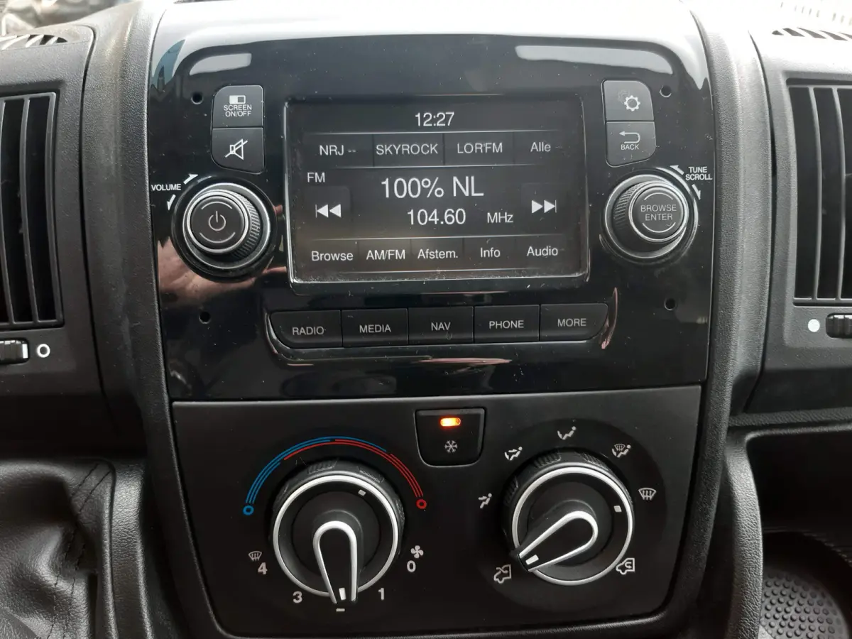 /Peugeot Boxer HDi 140 Pk L2H2 Airco Cruise control Navigatie