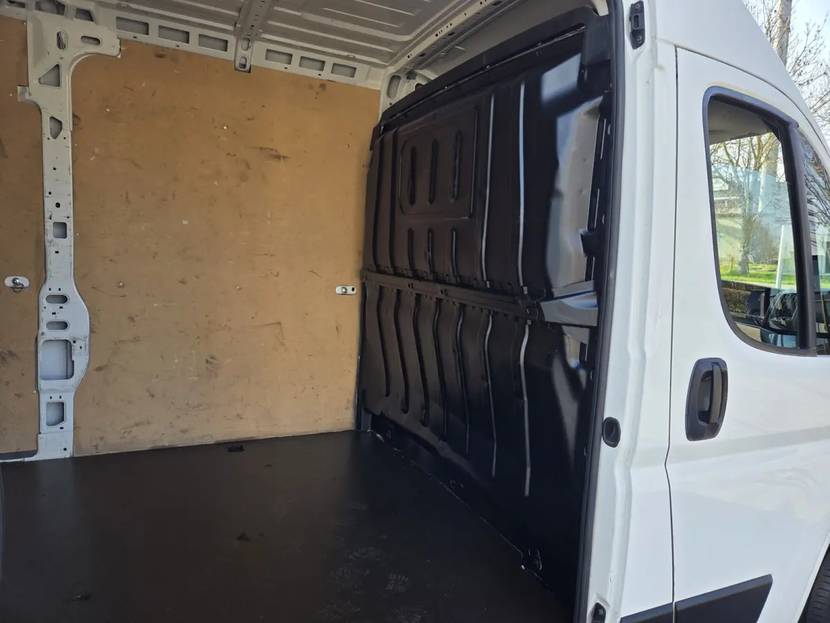 /Peugeot Boxer HDi 140 Pk L2H2 Airco Cruise control Navigatie