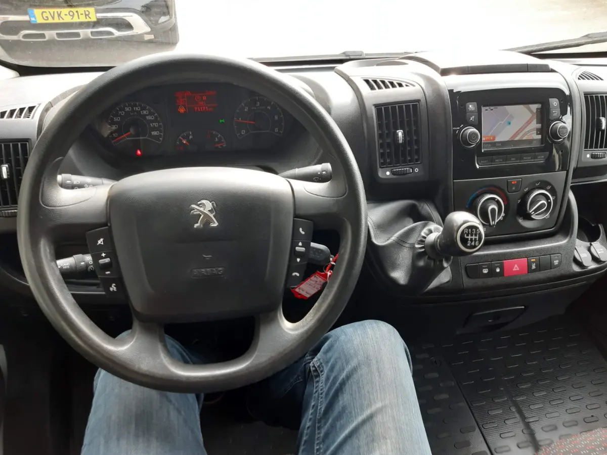 /Peugeot Boxer HDi 140 Pk L2H2 Airco Cruise control Navigatie
