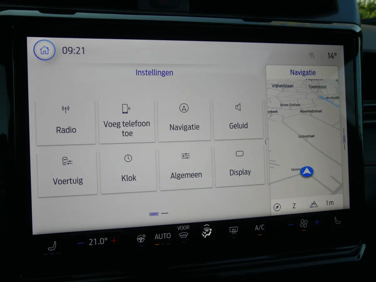 1.0 EcoBoost ST-Line X | ADAPTIVE CRUISE | PANORAMADAK | MATRIX LED | DODEHOEKDETECTIE | ELEKTRISCHE ACHTERKLEP | STOEL+STUUR+VOORRUITVERWARMING | B&O AUDIO | CAMERA V+A |