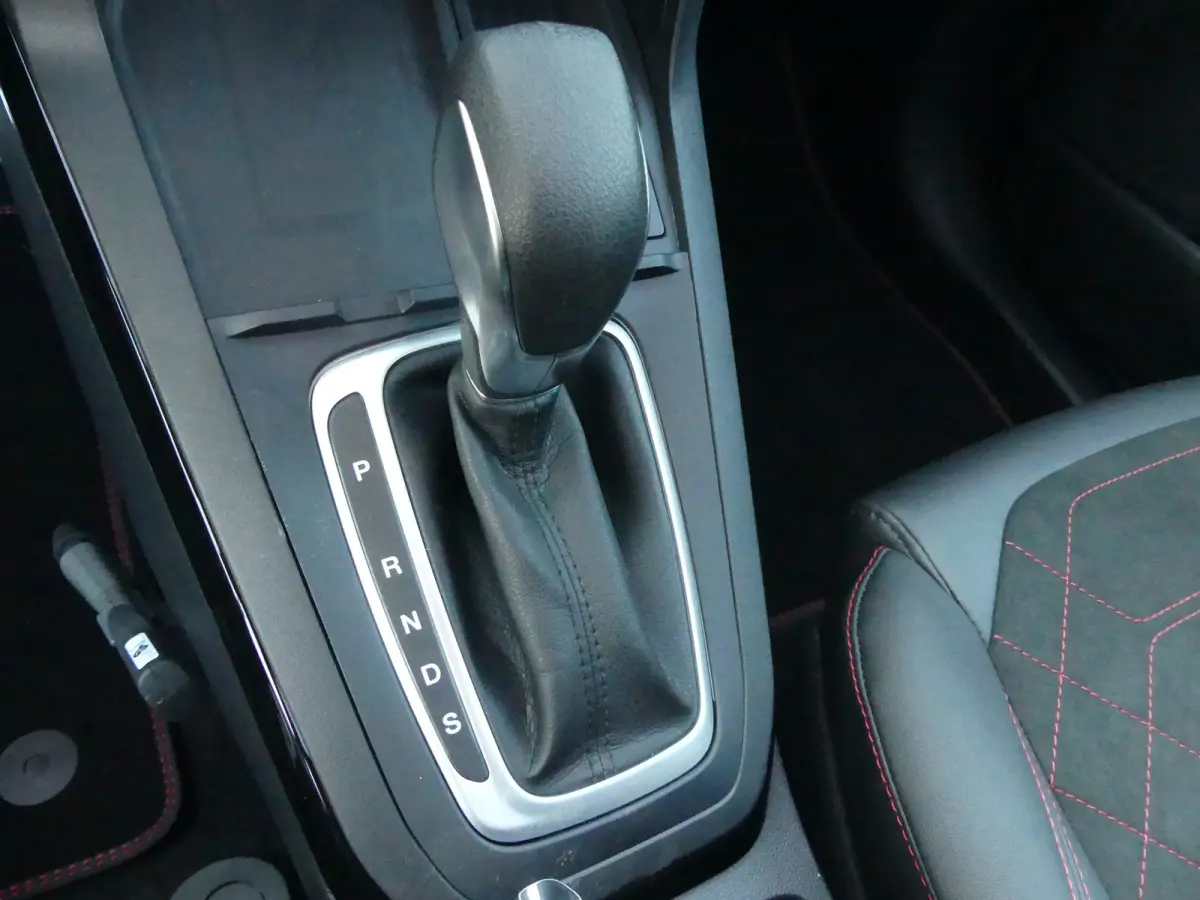 1.0 EcoBoost ST-Line X | ADAPTIVE CRUISE | PANORAMADAK | MATRIX LED | DODEHOEKDETECTIE | ELEKTRISCHE ACHTERKLEP | STOEL+STUUR+VOORRUITVERWARMING | B&O AUDIO | CAMERA V+A |