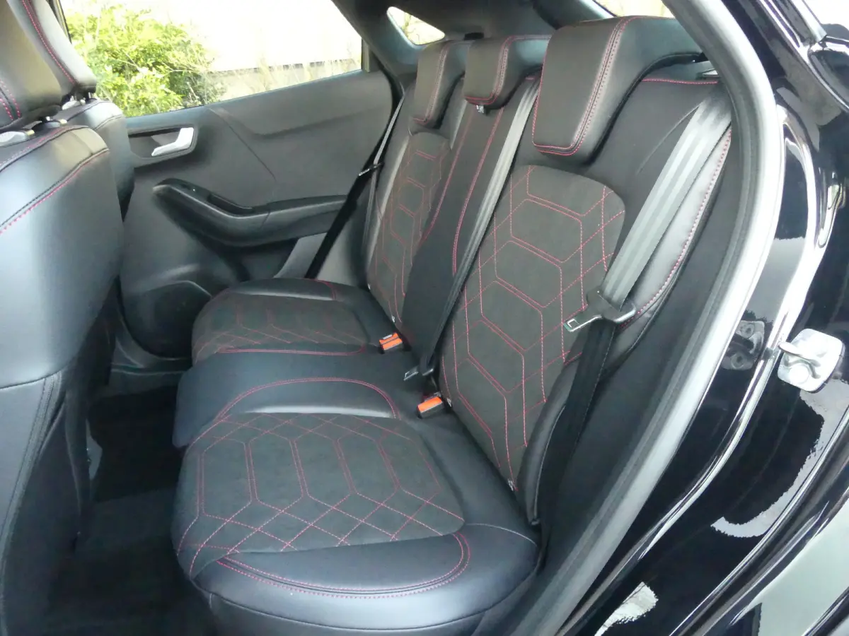 1.0 EcoBoost ST-Line X | ADAPTIVE CRUISE | PANORAMADAK | MATRIX LED | DODEHOEKDETECTIE | ELEKTRISCHE ACHTERKLEP | STOEL+STUUR+VOORRUITVERWARMING | B&O AUDIO | CAMERA V+A |