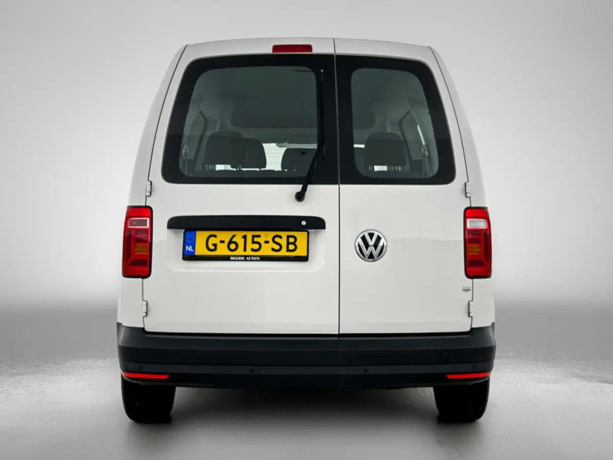 2.0 TDI 5Pers. Euro6 Trendline / 2xSchuifdeur / Airco / Pdc. / Radio multimedia / Apk 01-2027