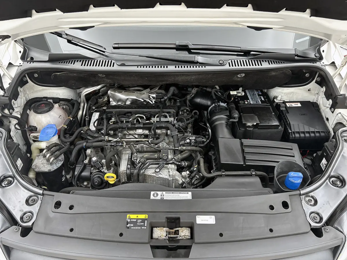 2.0 TDI 5Pers. Euro6 Trendline / 2xSchuifdeur / Airco / Pdc. / Radio multimedia / Apk 01-2027