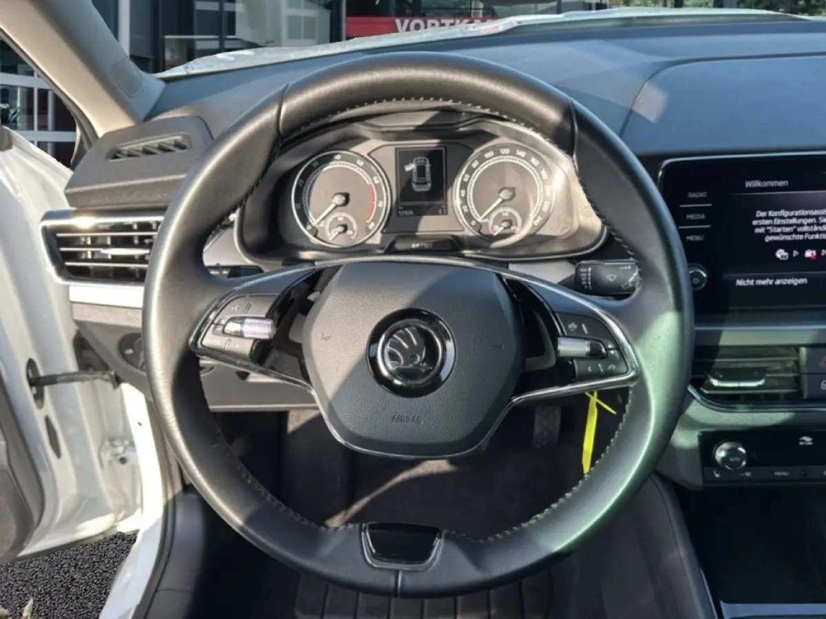 1.0 TSI CLEVER TREKHAAK/PDC/STOELVERW