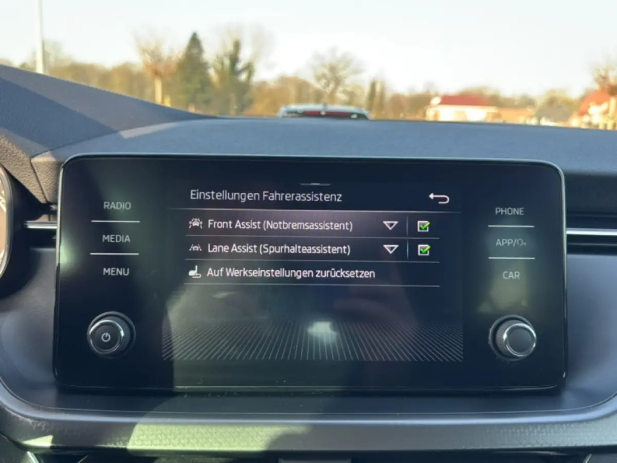 1.0 TSI CLEVER TREKHAAK/PDC/STOELVERW
