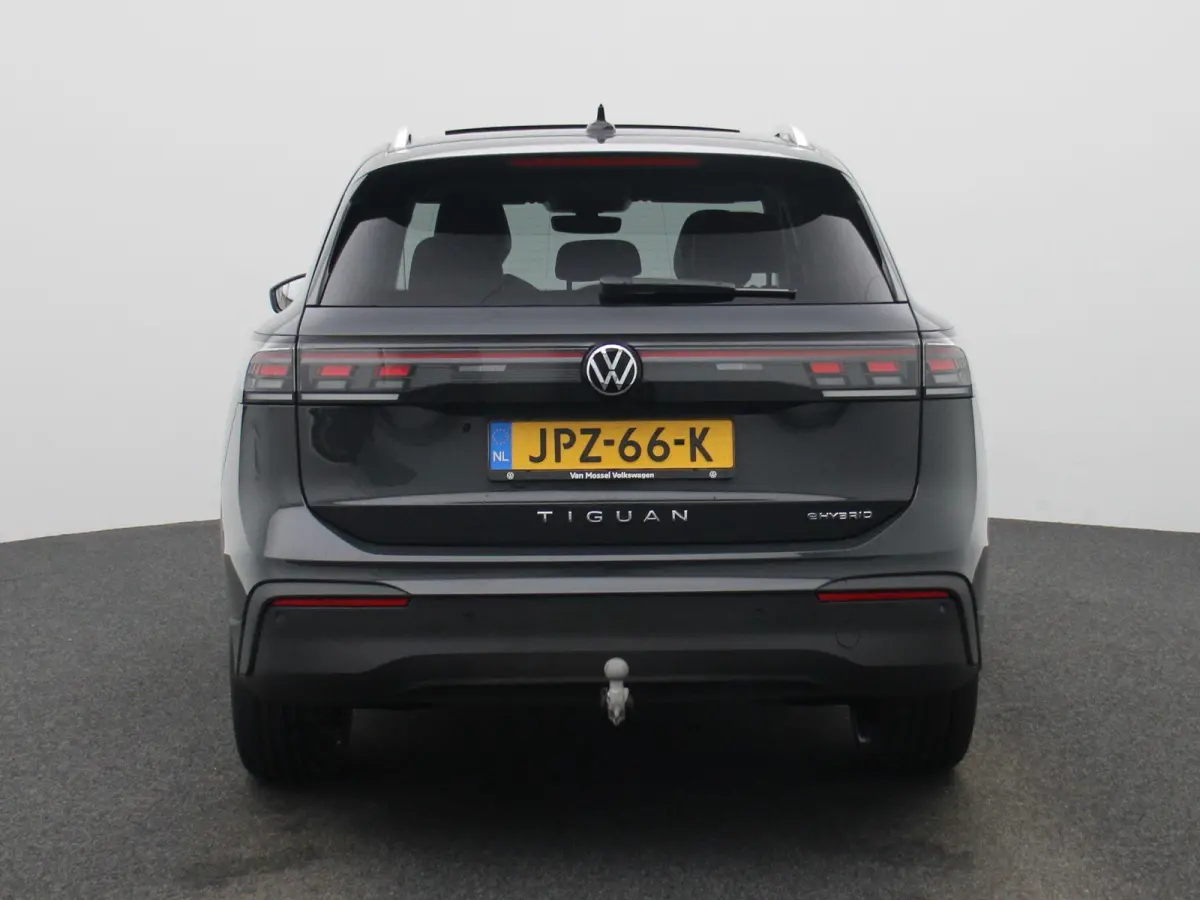 1.5 eHybrid Life Edition 204 PK | Panoramadak | Stoelverwarming | LED Koplampen | Apple Carplay | Navigatie | Keyless access | Camera | Elektrische achterklep | Stuurverwarming | Android Aut