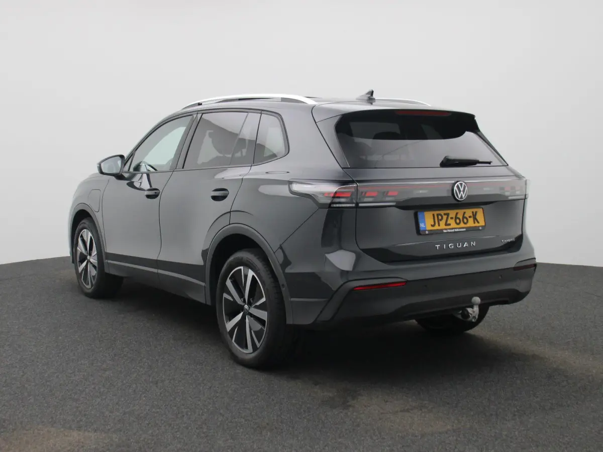 1.5 eHybrid Life Edition 204 PK | Panoramadak | Stoelverwarming | LED Koplampen | Apple Carplay | Navigatie | Keyless access | Camera | Elektrische achterklep | Stuurverwarming | Android Aut
