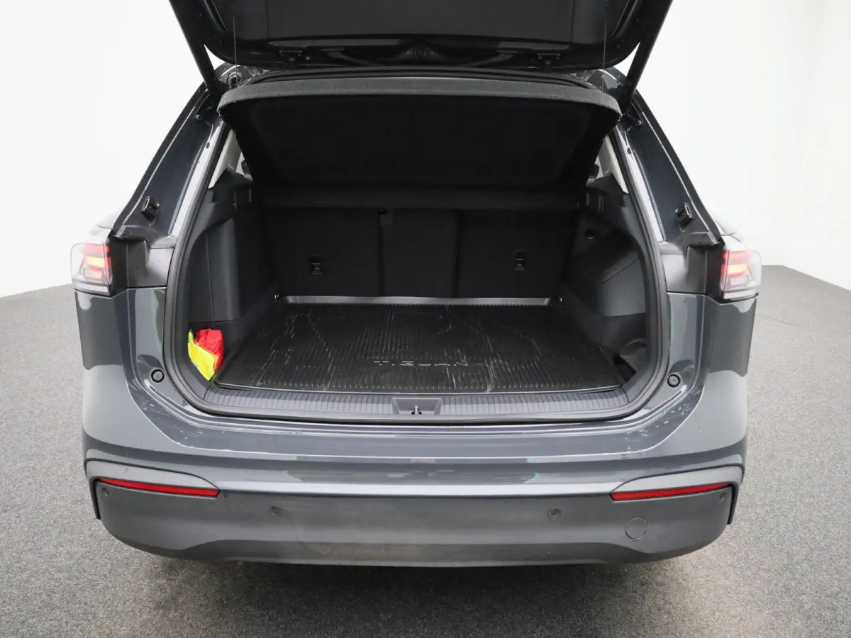 1.5 eHybrid Life Edition 204 PK | Panoramadak | Stoelverwarming | LED Koplampen | Apple Carplay | Navigatie | Keyless access | Camera | Elektrische achterklep | Stuurverwarming | Android Aut