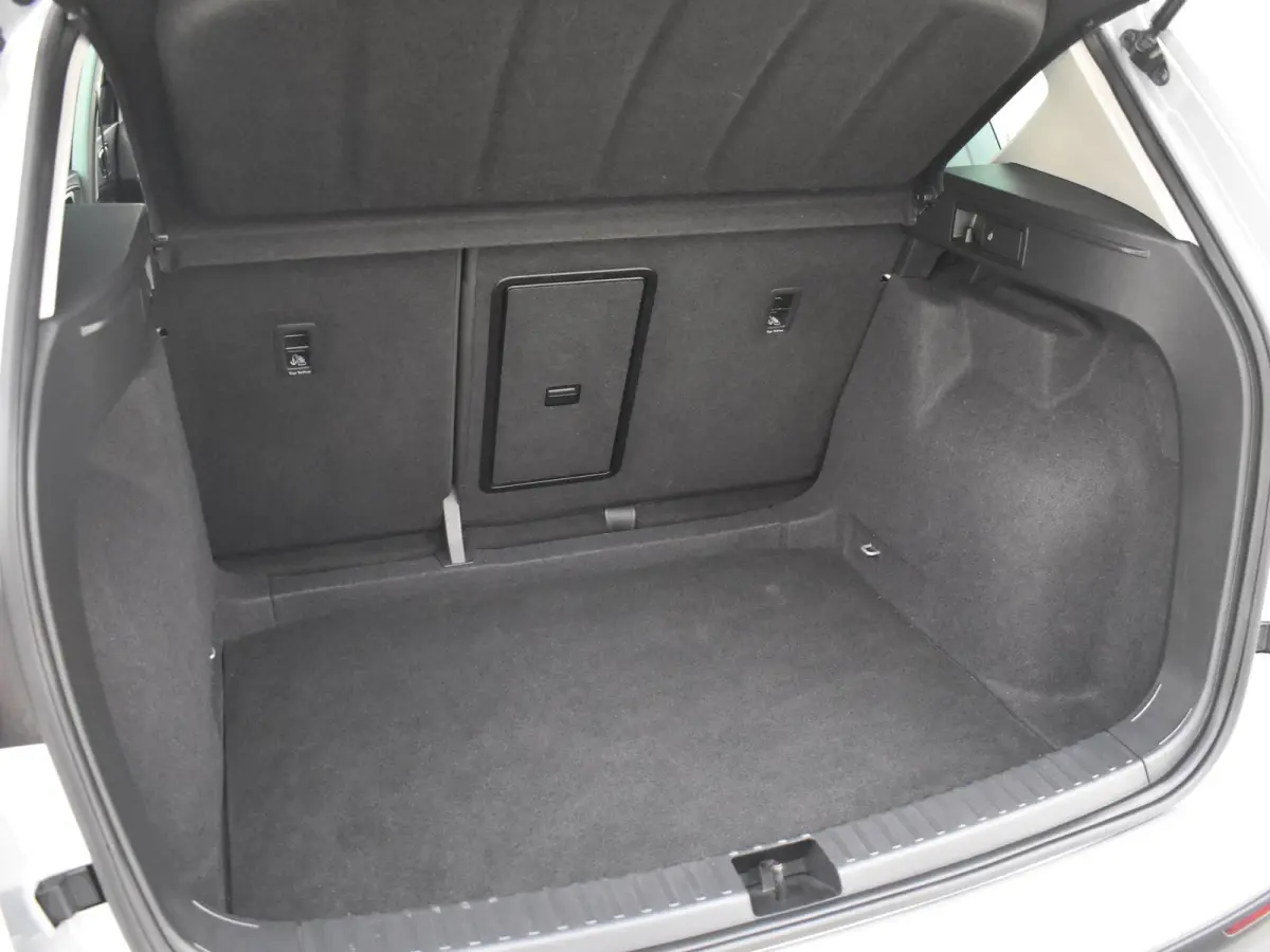 1.5 TSI Style Business Intense 150pk DSG/AUTO | Camera | FULL LED l Cruise control | Navigatie | Digitaal instrumentenpaneel | 17" LMV
