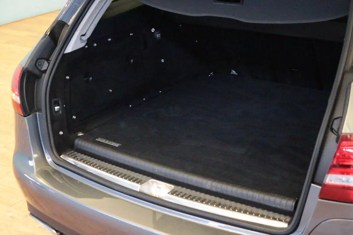 C350e | NAVI | CAMERA + PDC  | STOELVERW | CRUISE | LANE-ASSIST / WARNING |